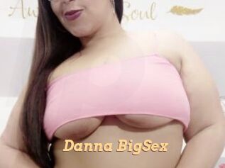 Danna_BigSex