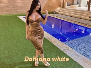 Dahiana_white