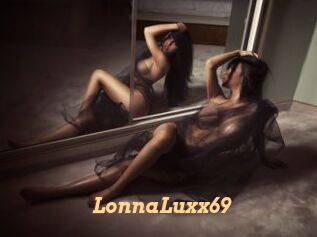 LonnaLuxx69