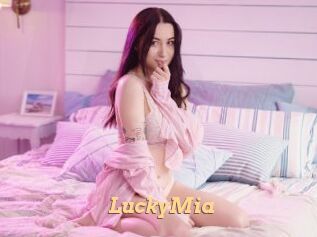 LuckyMia