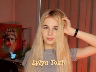 Lylya_Toxic