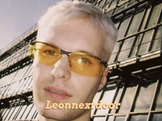 Leonnextdoor