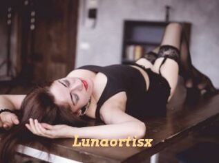 Lunaortisx