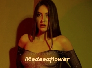 Medeeaflower