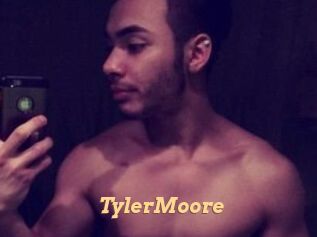 Tyler_Moore