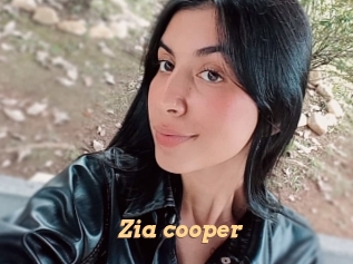 Zia_cooper